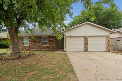 967 Heritage Mansion Yukon OK 73099