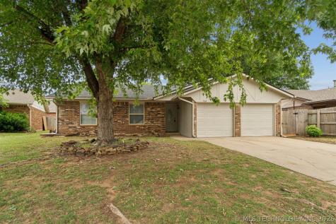 967 Heritage Mansion Yukon OK 73099