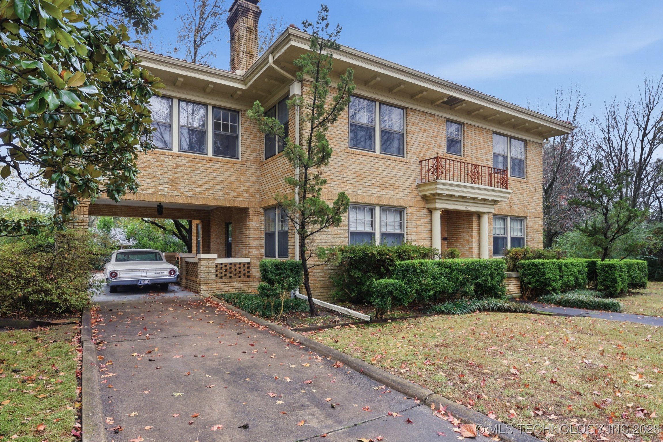 1724 E 8th Street Okmulgee OK 74447