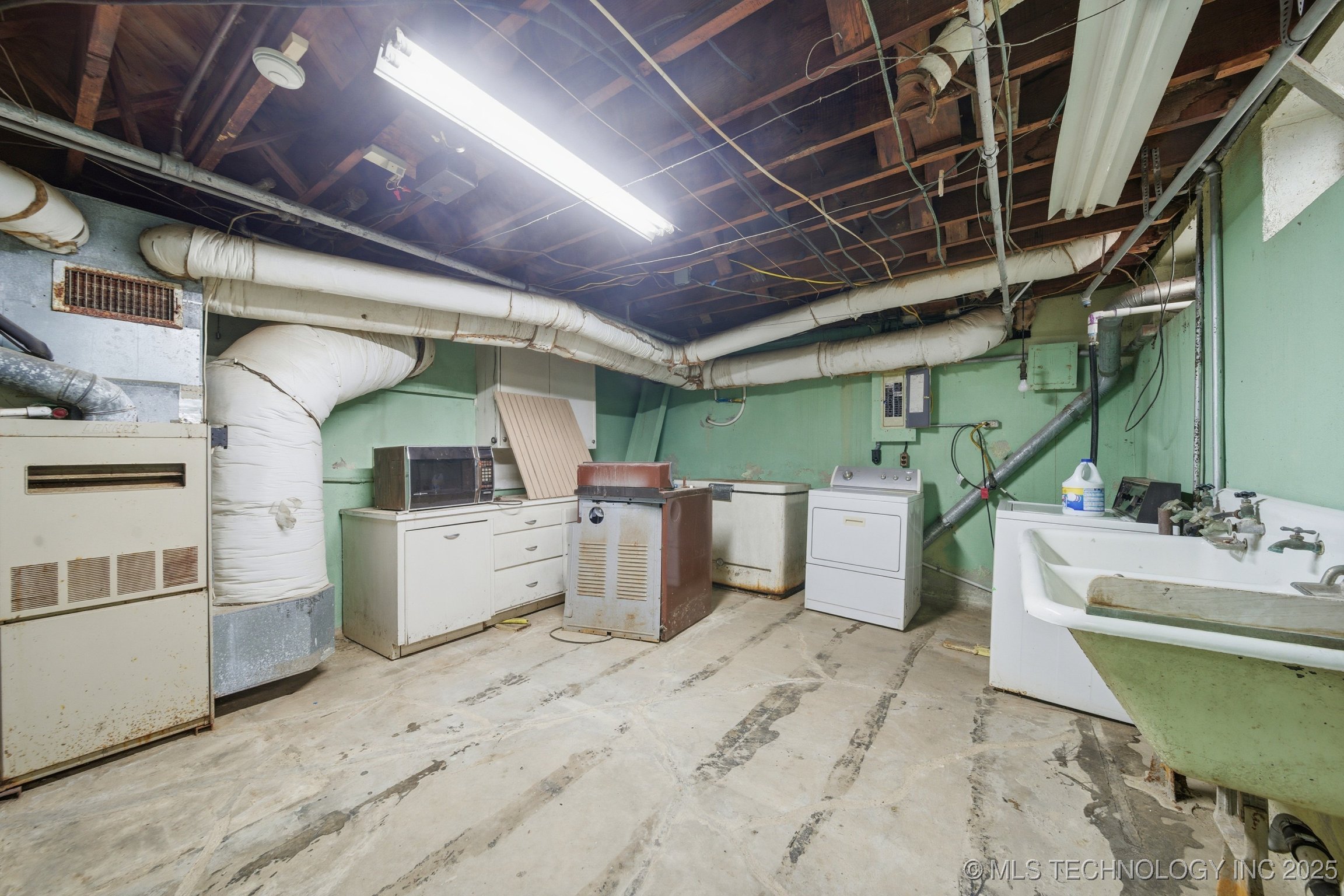 1724 E 8th Street Okmulgee OK 74447