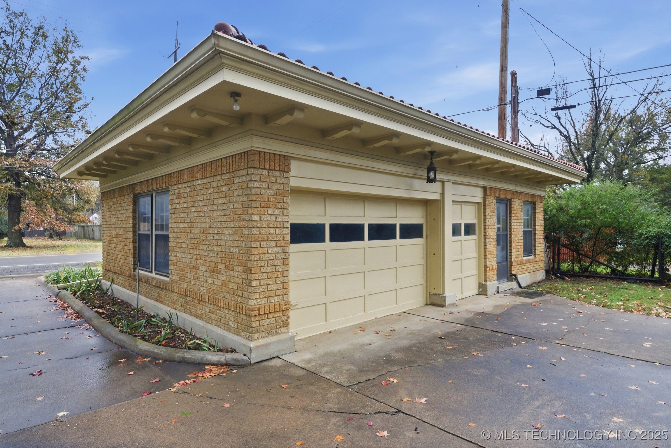 1724 E 8th Street Okmulgee OK 74447