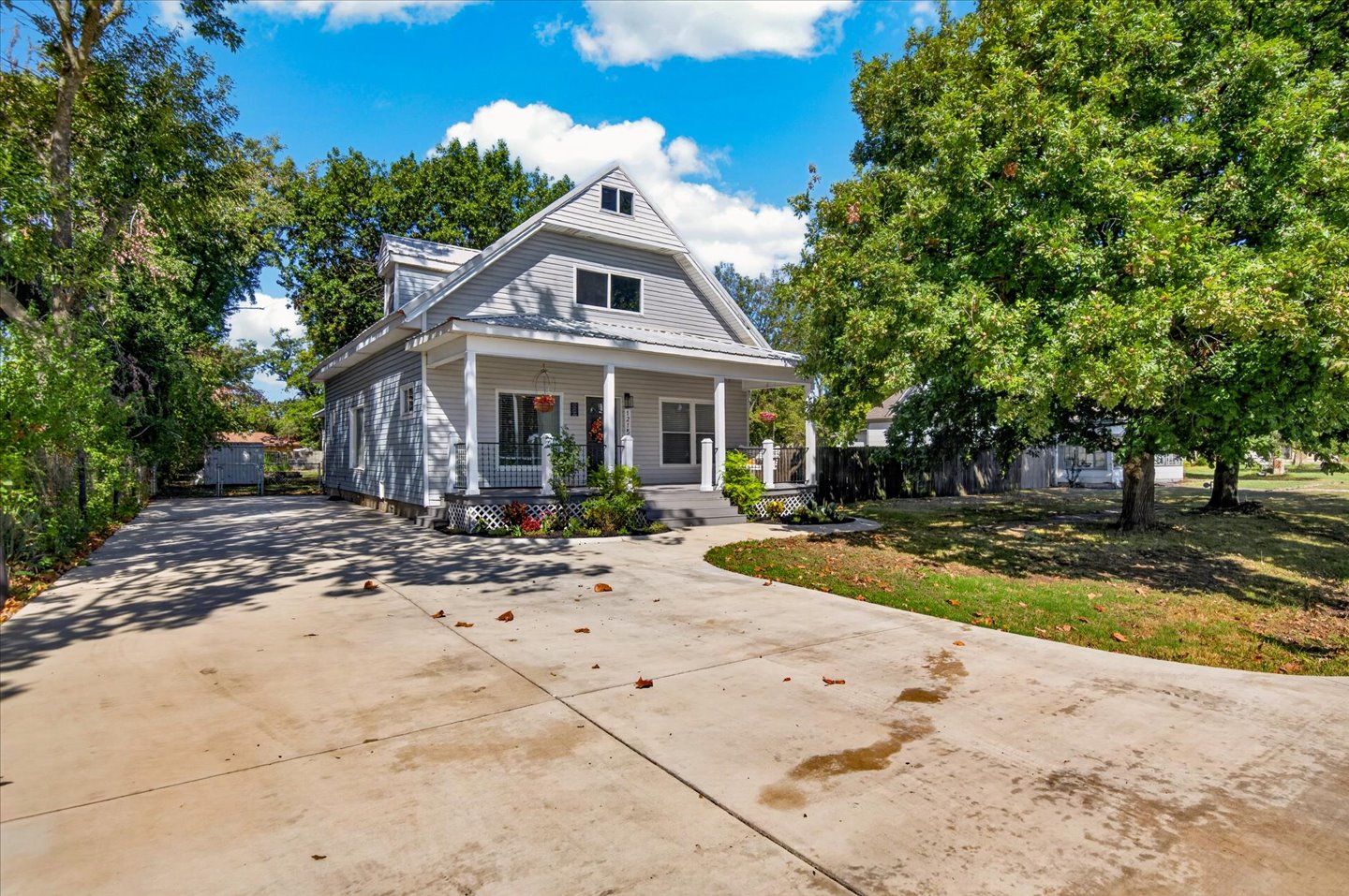 1215 N Front Street Dewey OK 74029