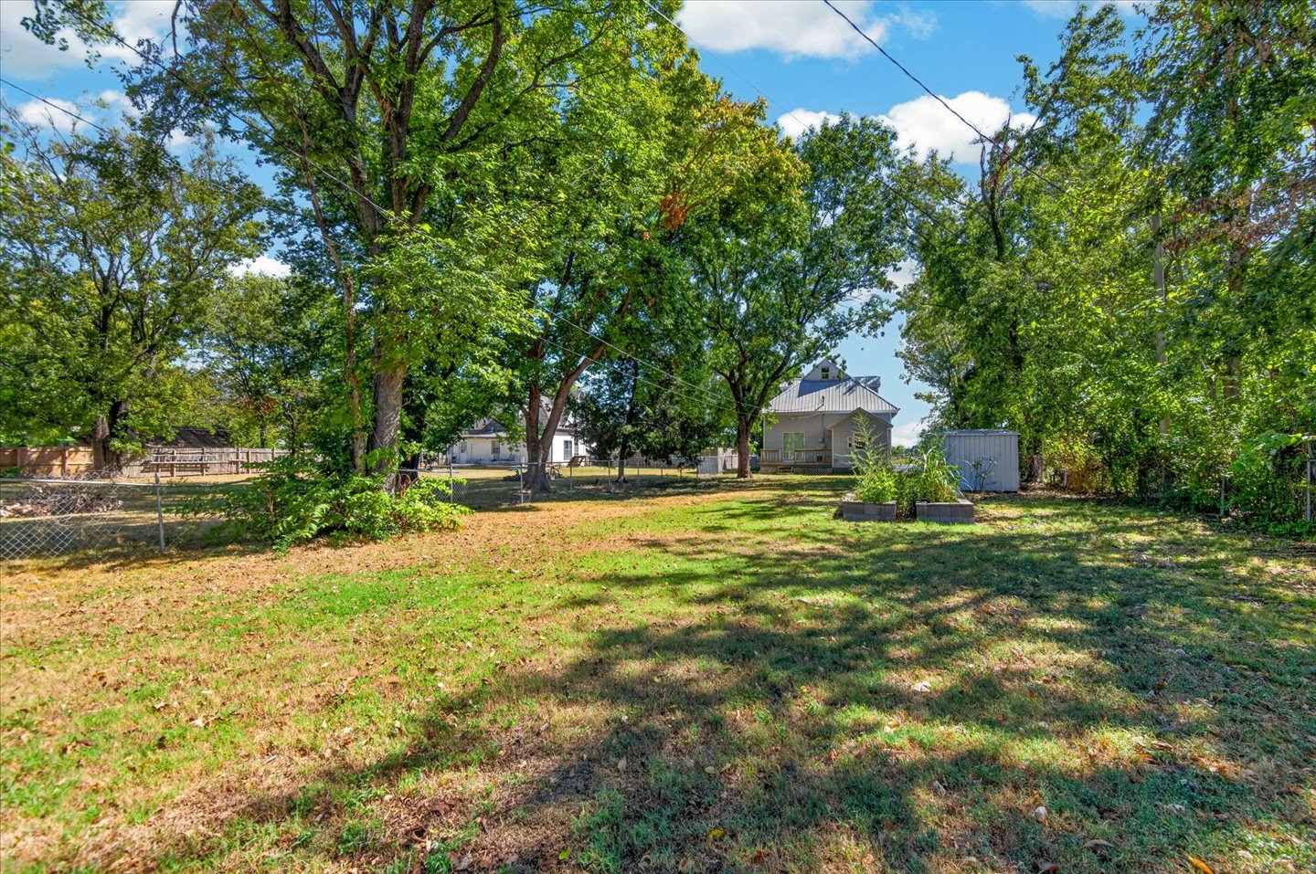 1215 N Front Street Dewey OK 74029