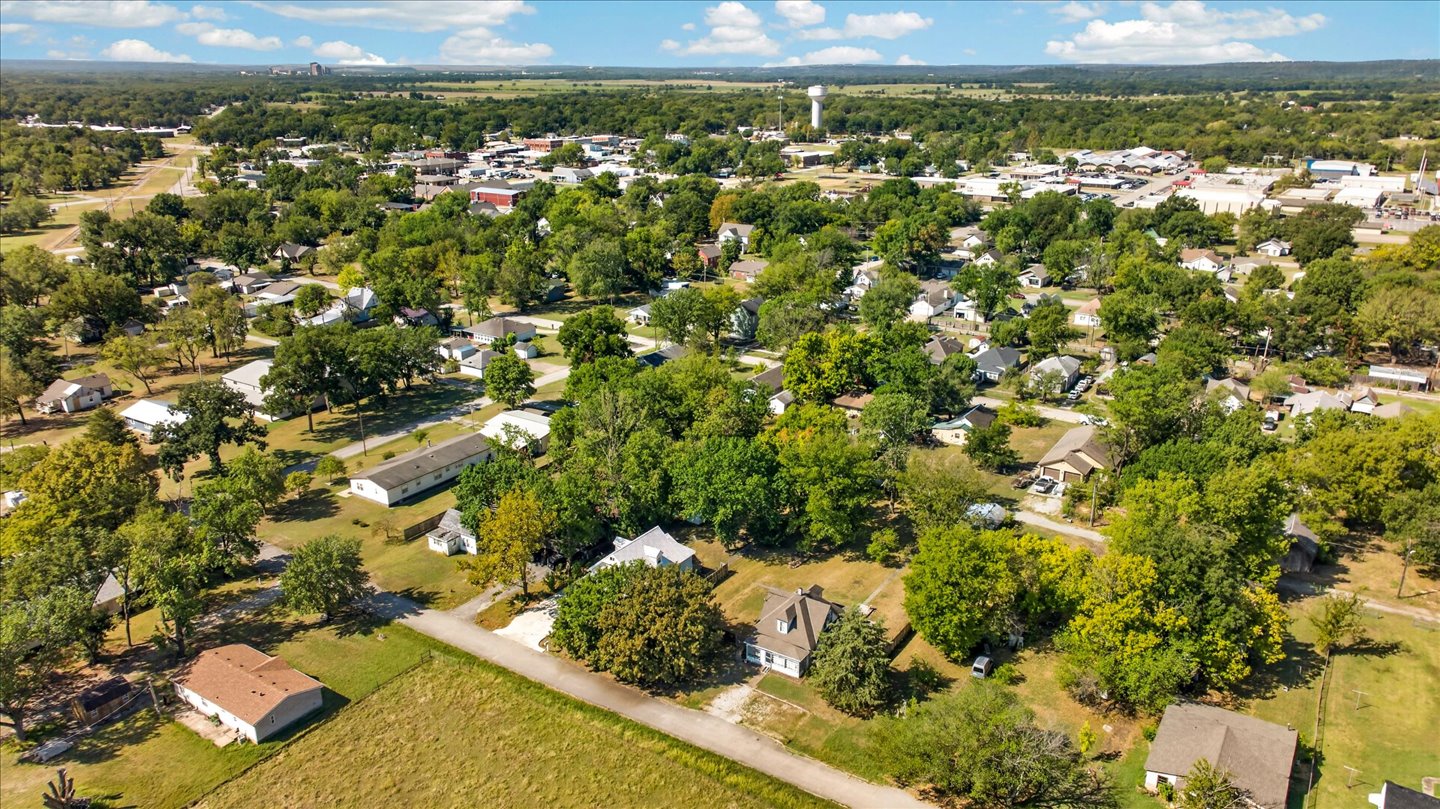 1215 N Front Street Dewey OK 74029