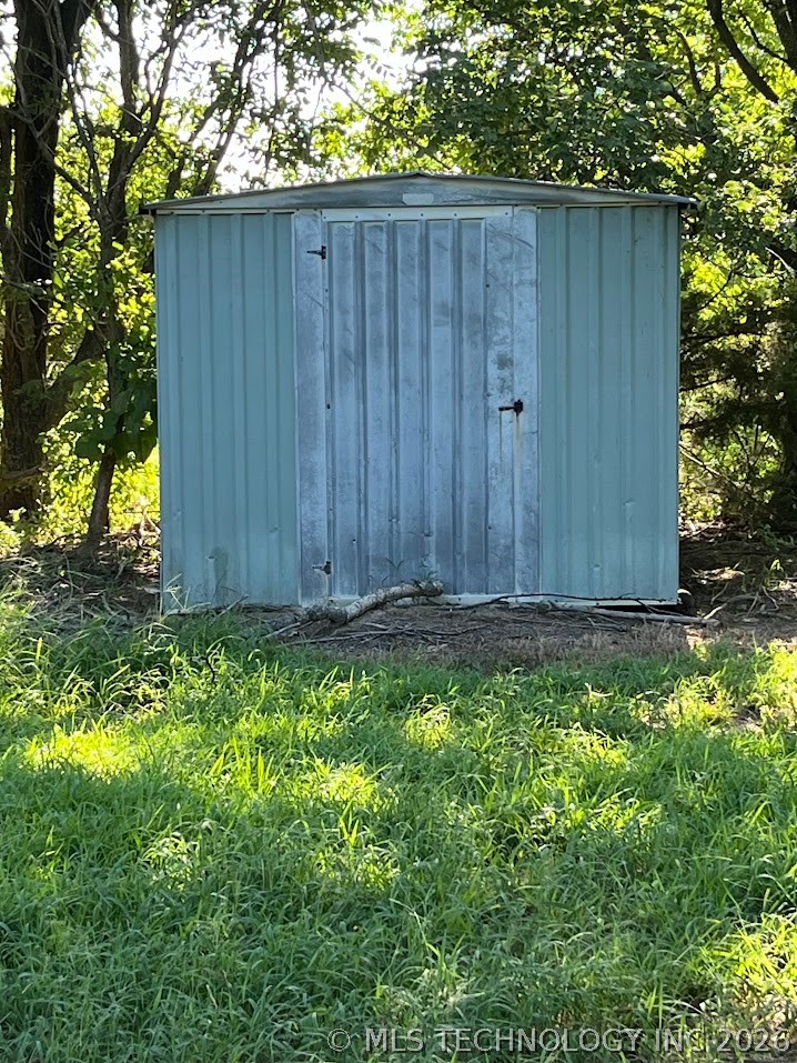 32633 W Liberty Road Quinton OK 74561