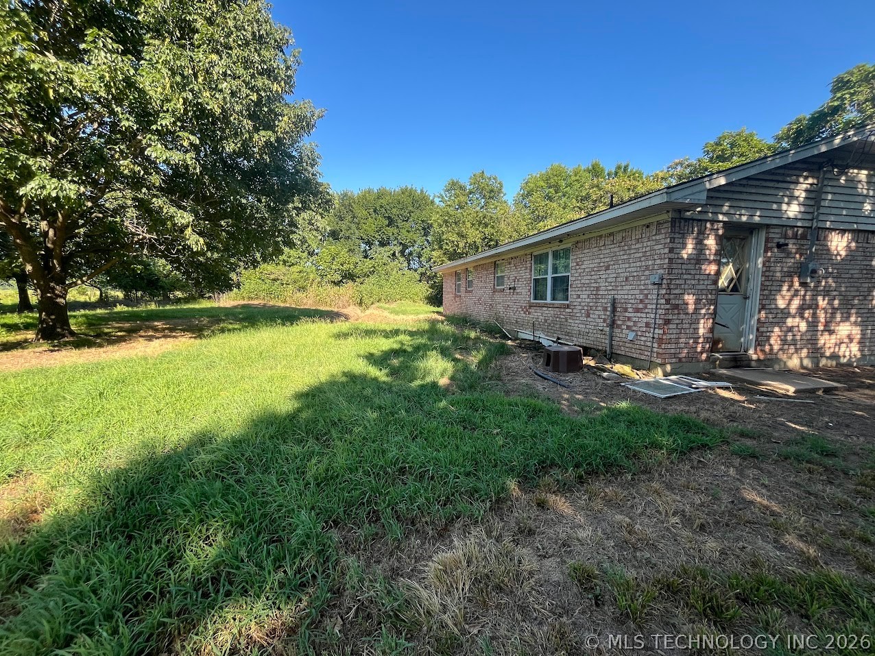 32633 W Liberty Road Quinton OK 74561