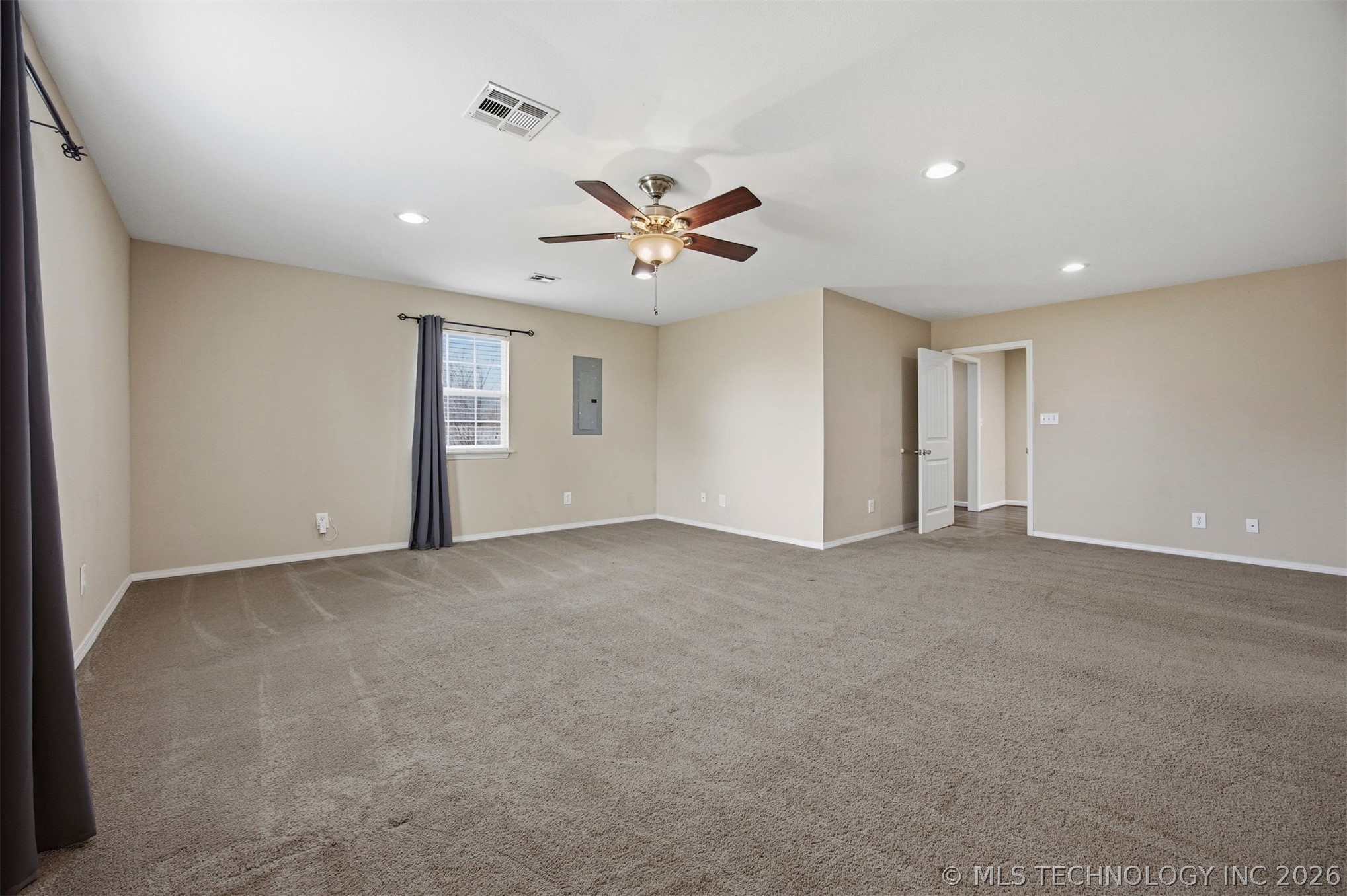 806 S Hickory Street Nowata OK 74048