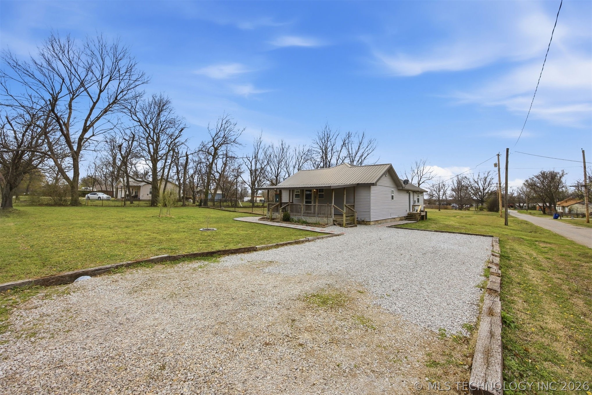806 S Hickory Street Nowata OK 74048