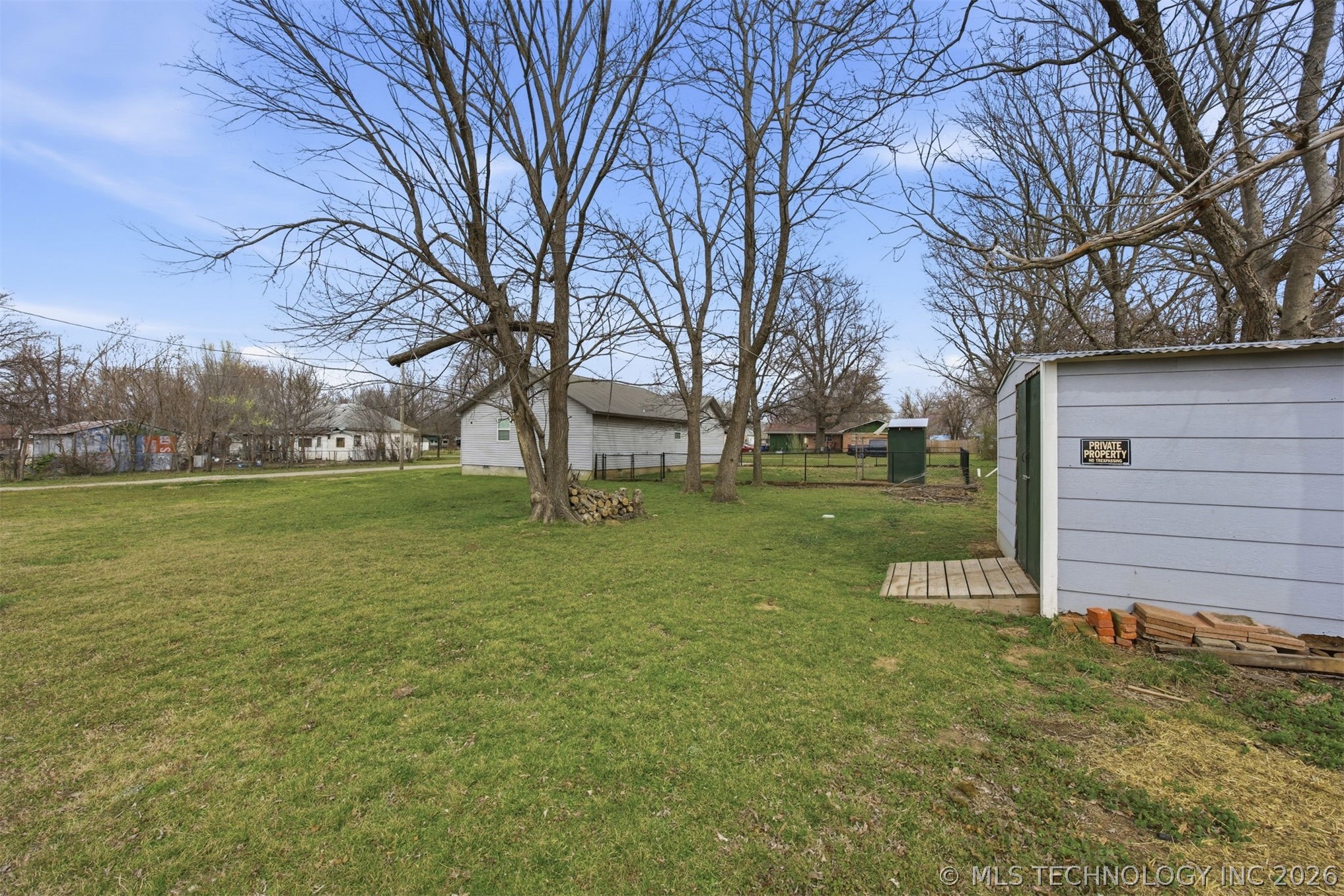 806 S Hickory Street Nowata OK 74048