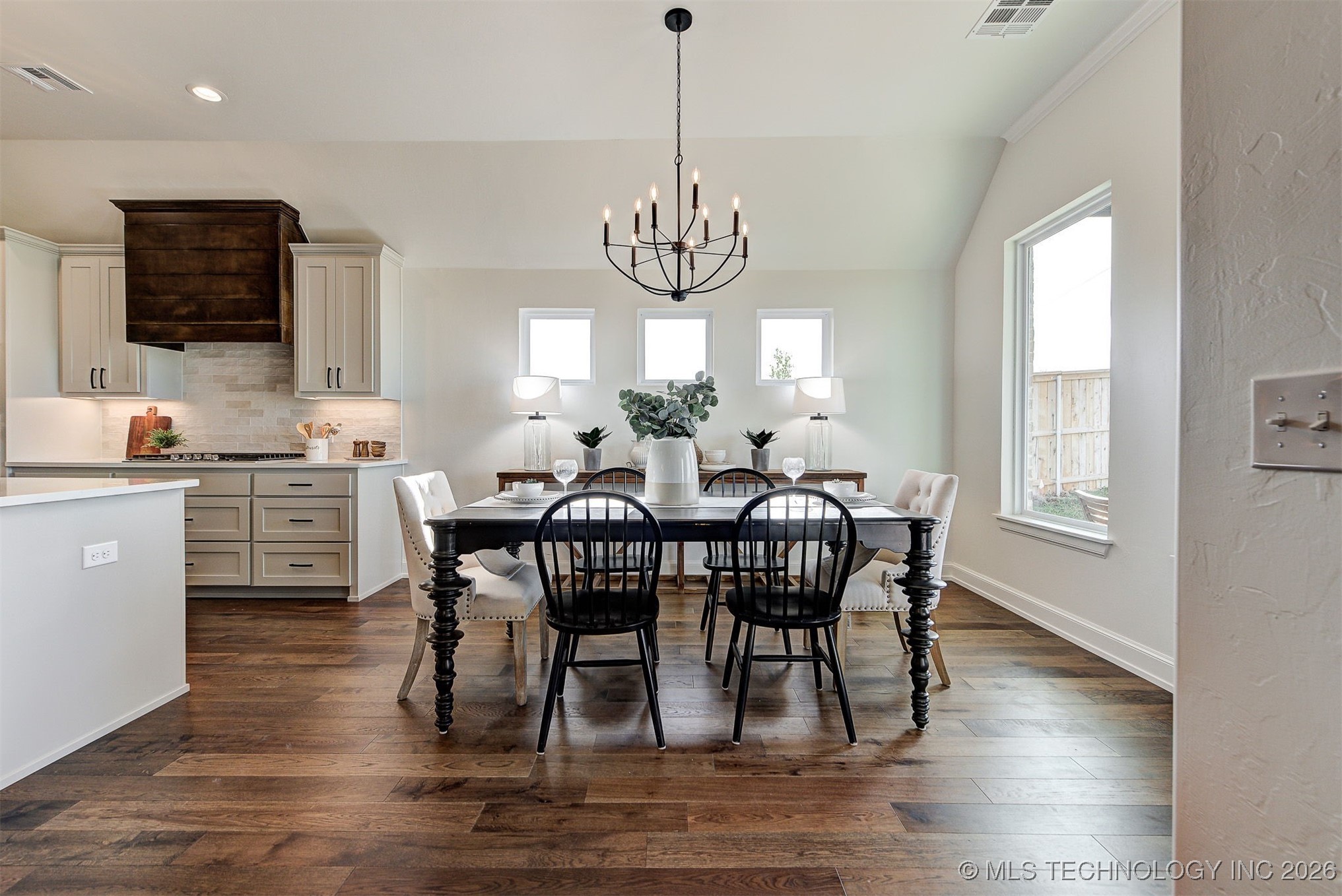 7210 E Queens Place Broken Arrow OK 74014