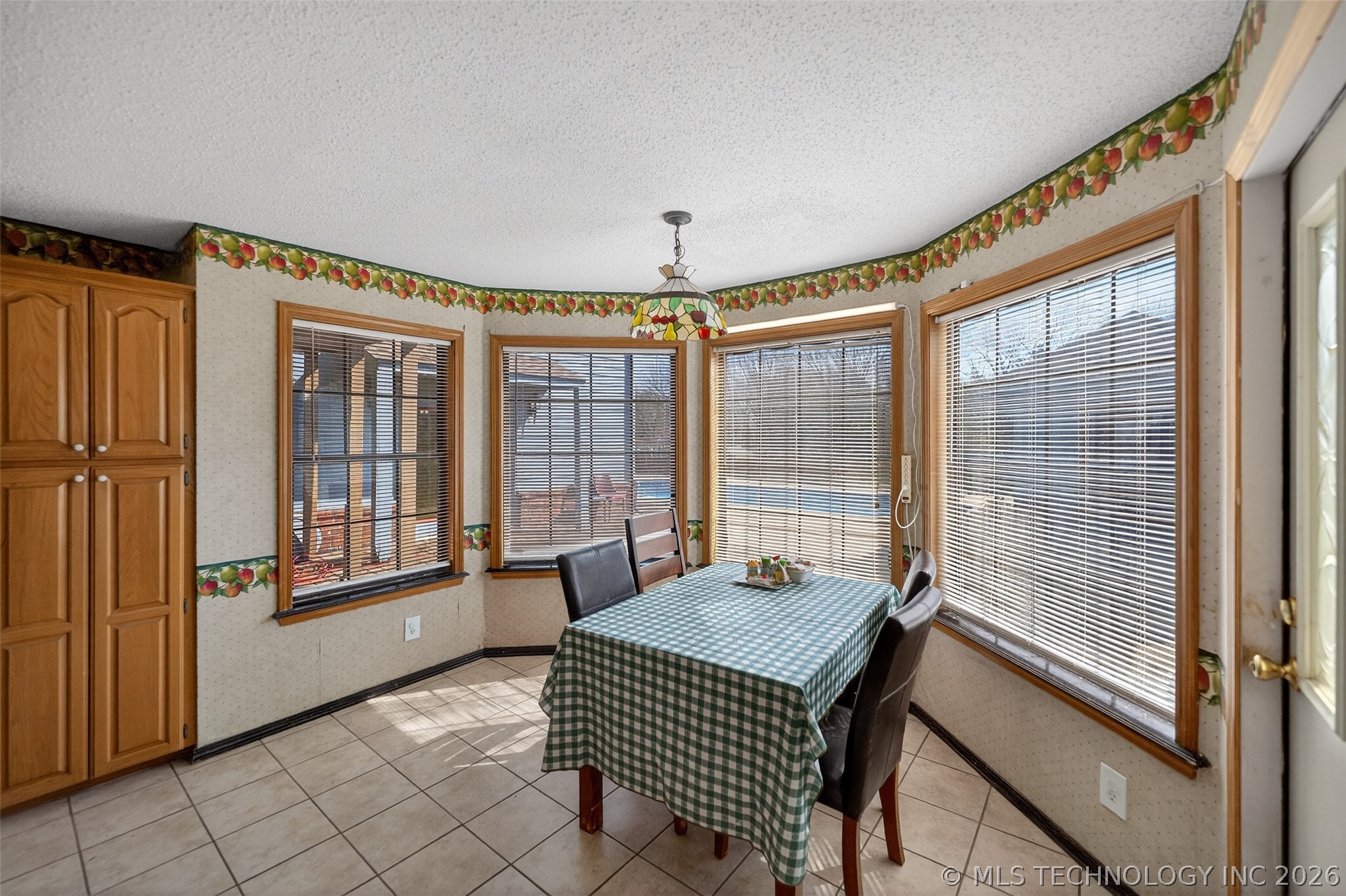 1606 NE Oakridge Drive Claremore OK 74017