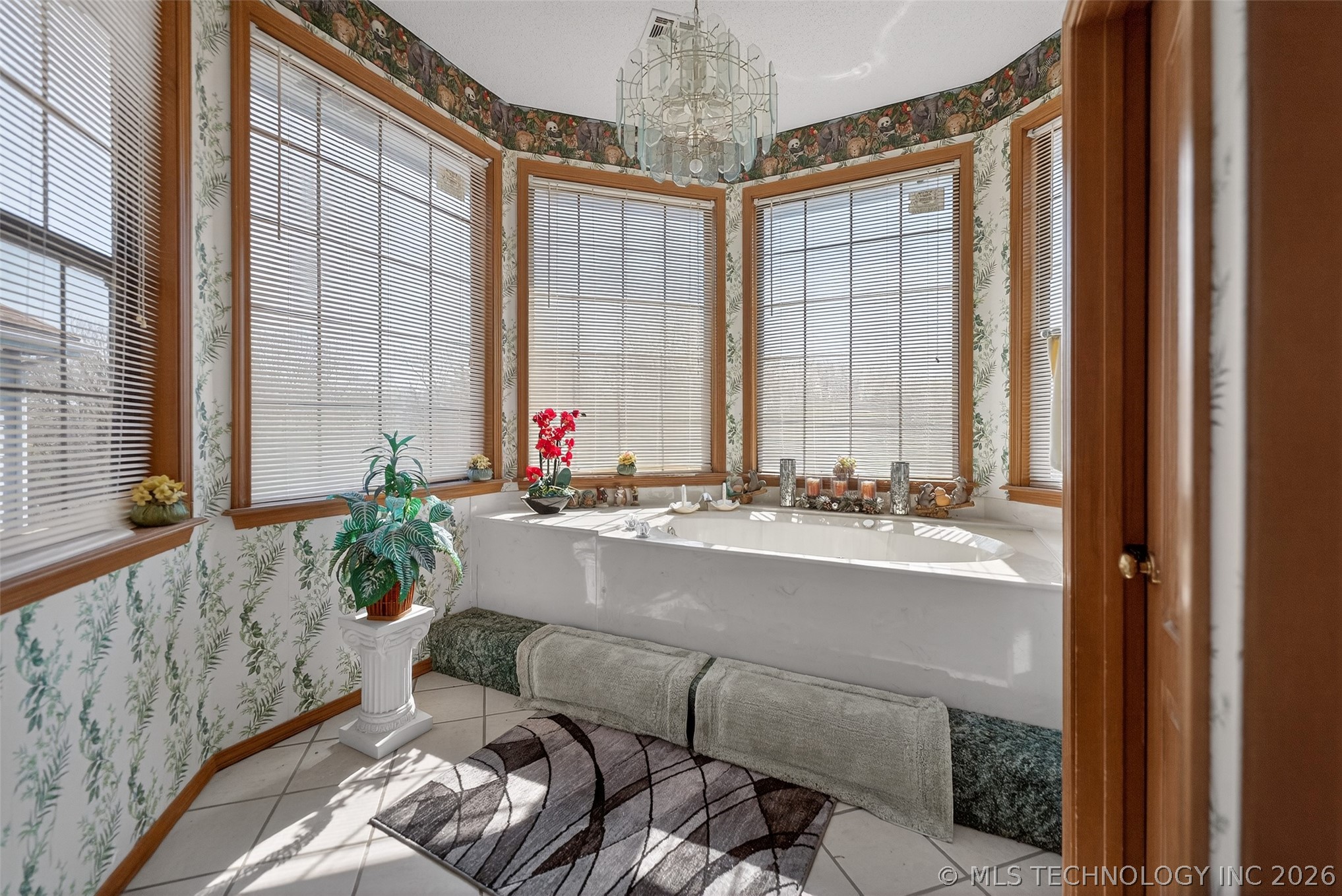 1606 NE Oakridge Drive Claremore OK 74017