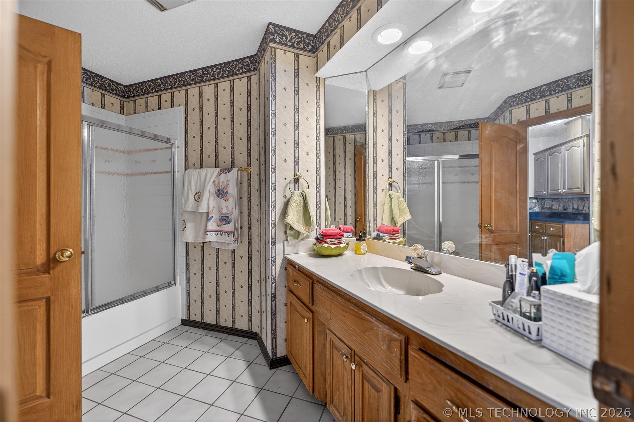 1606 NE Oakridge Drive Claremore OK 74017