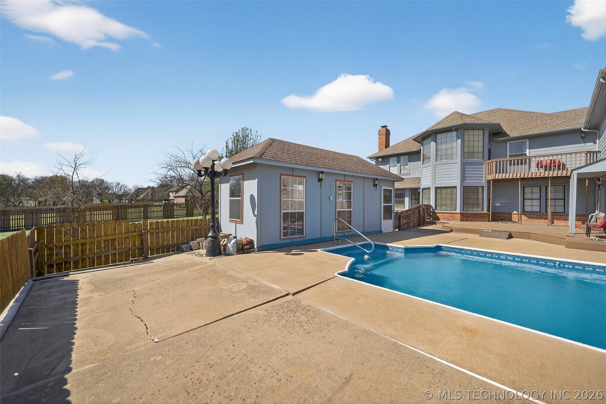 1606 NE Oakridge Drive Claremore OK 74017