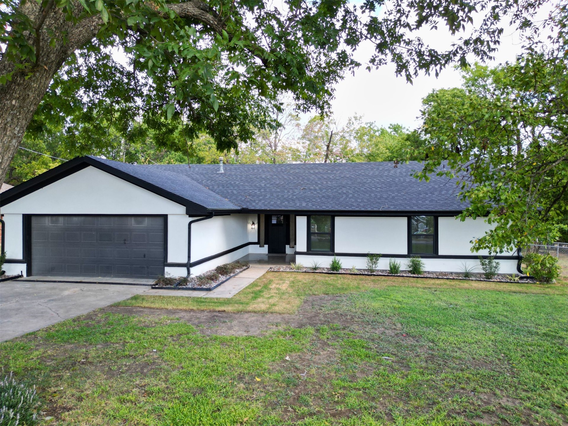 206 N Crownpoint Drive Ada OK 74820