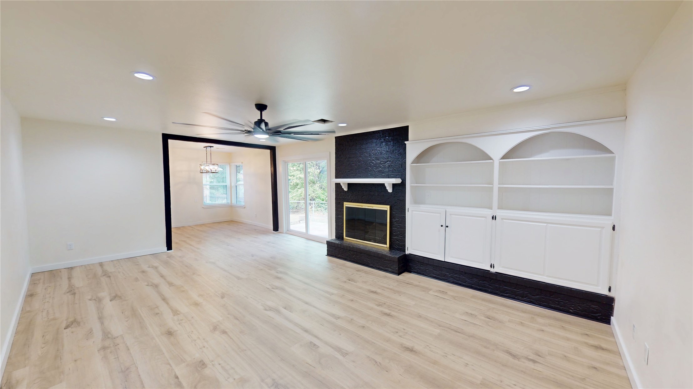 206 N Crownpoint Drive Ada OK 74820