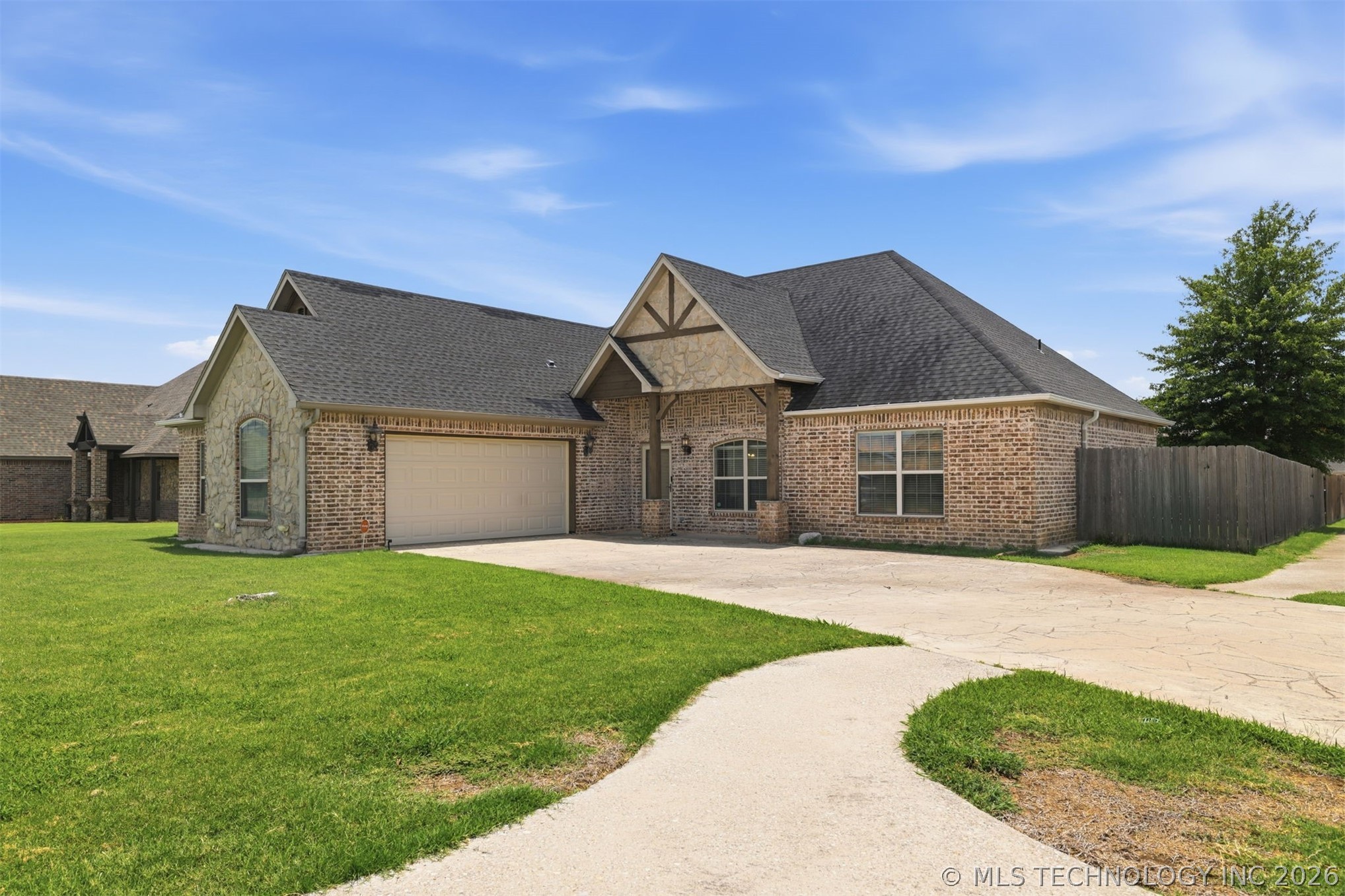 402 Wandering Way Ardmore OK 73401