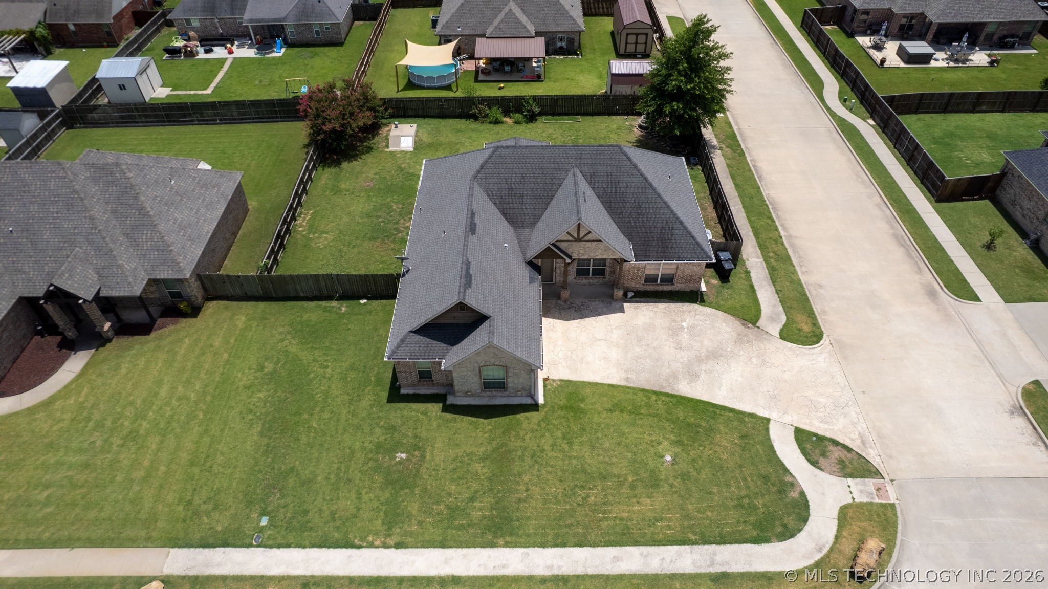 402 Wandering Way Ardmore OK 73401