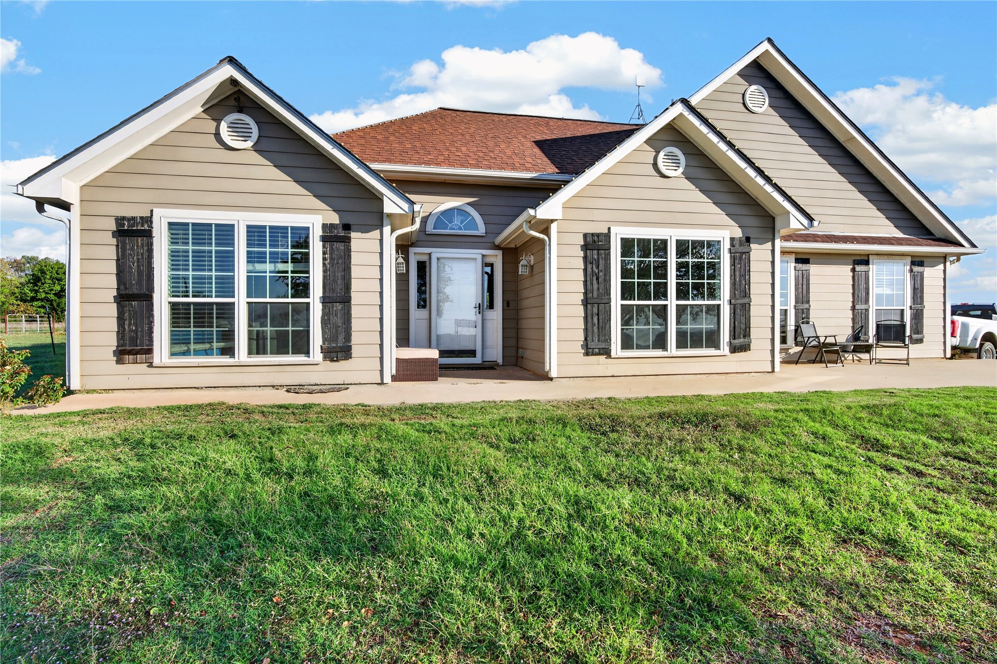 43294 Dripping Springs Maud OK 74854
