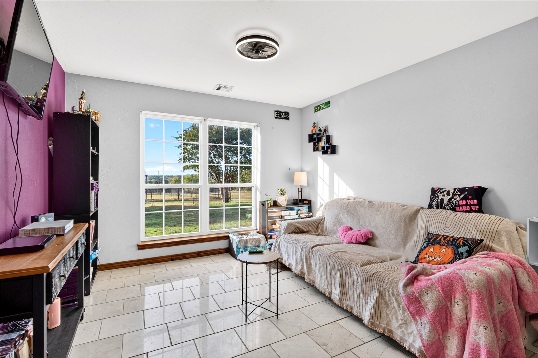 43294 Dripping Springs Maud OK 74854