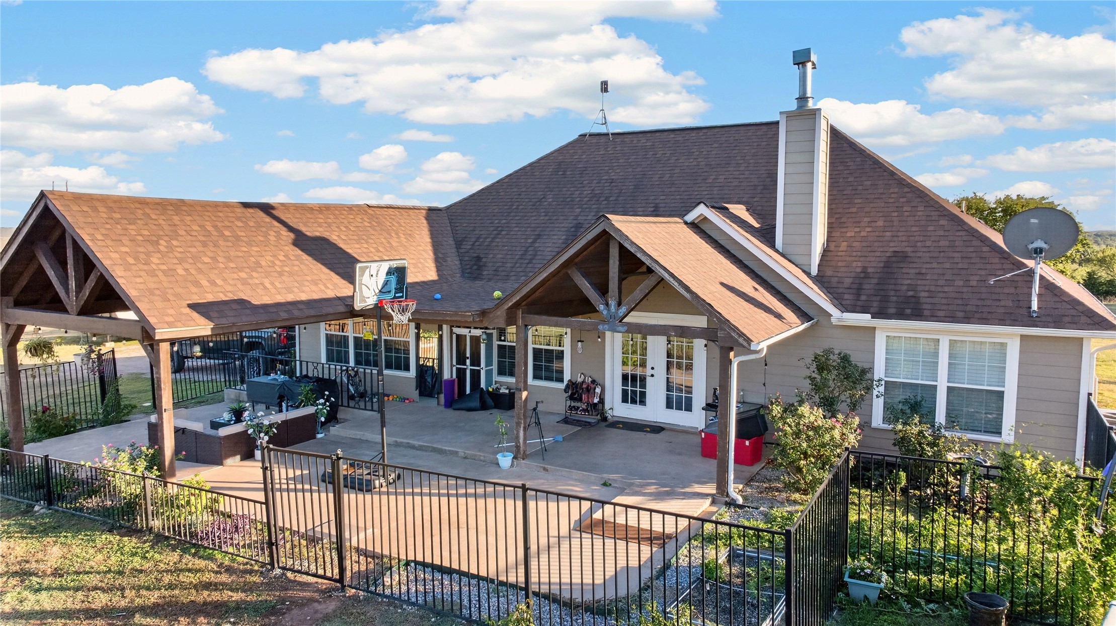 43294 Dripping Springs Maud OK 74854