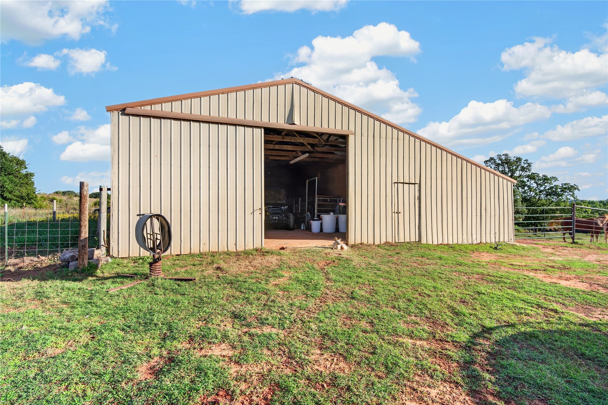 43294 Dripping Springs Maud OK 74854