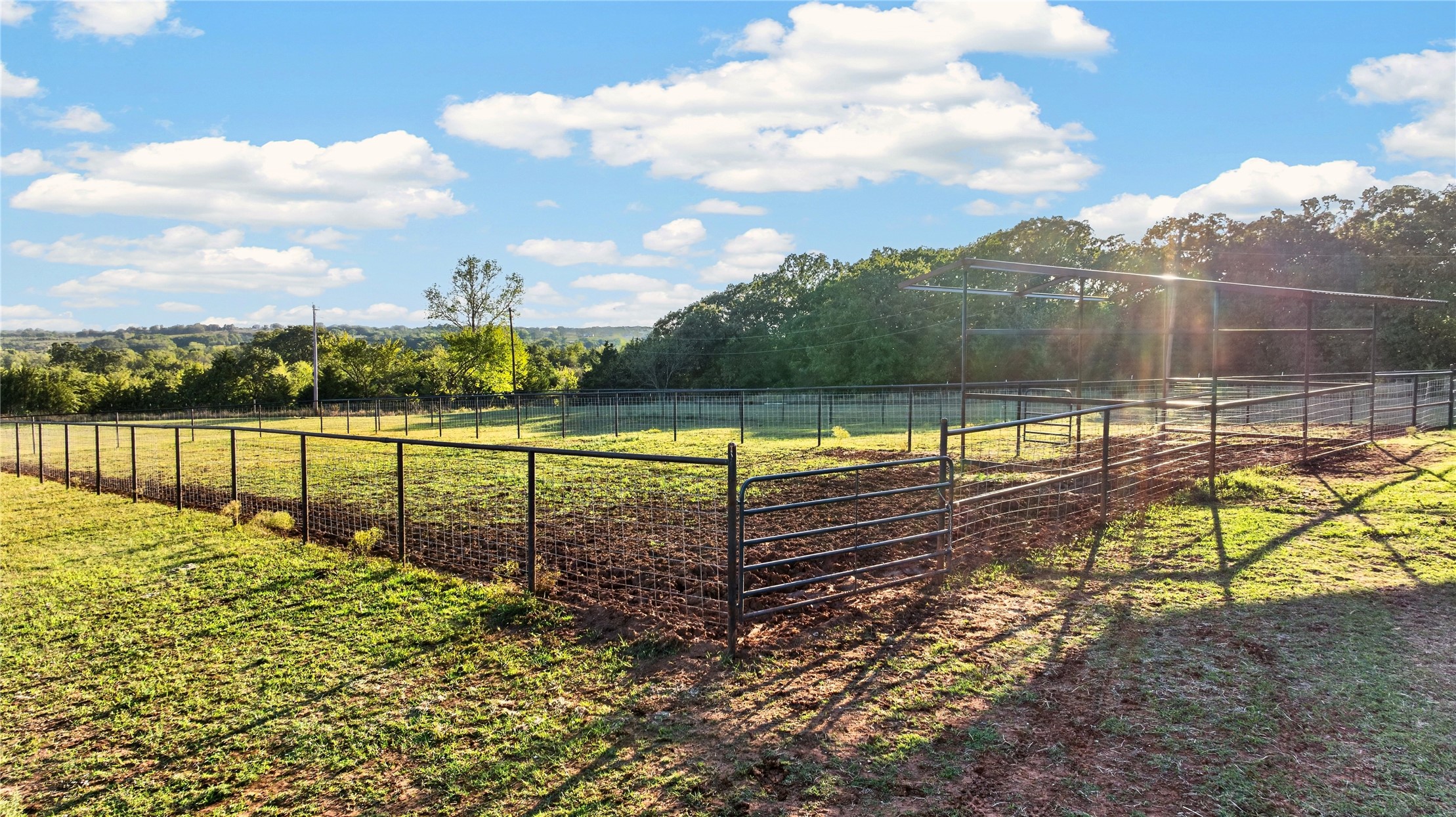 43294 Dripping Springs Maud OK 74854