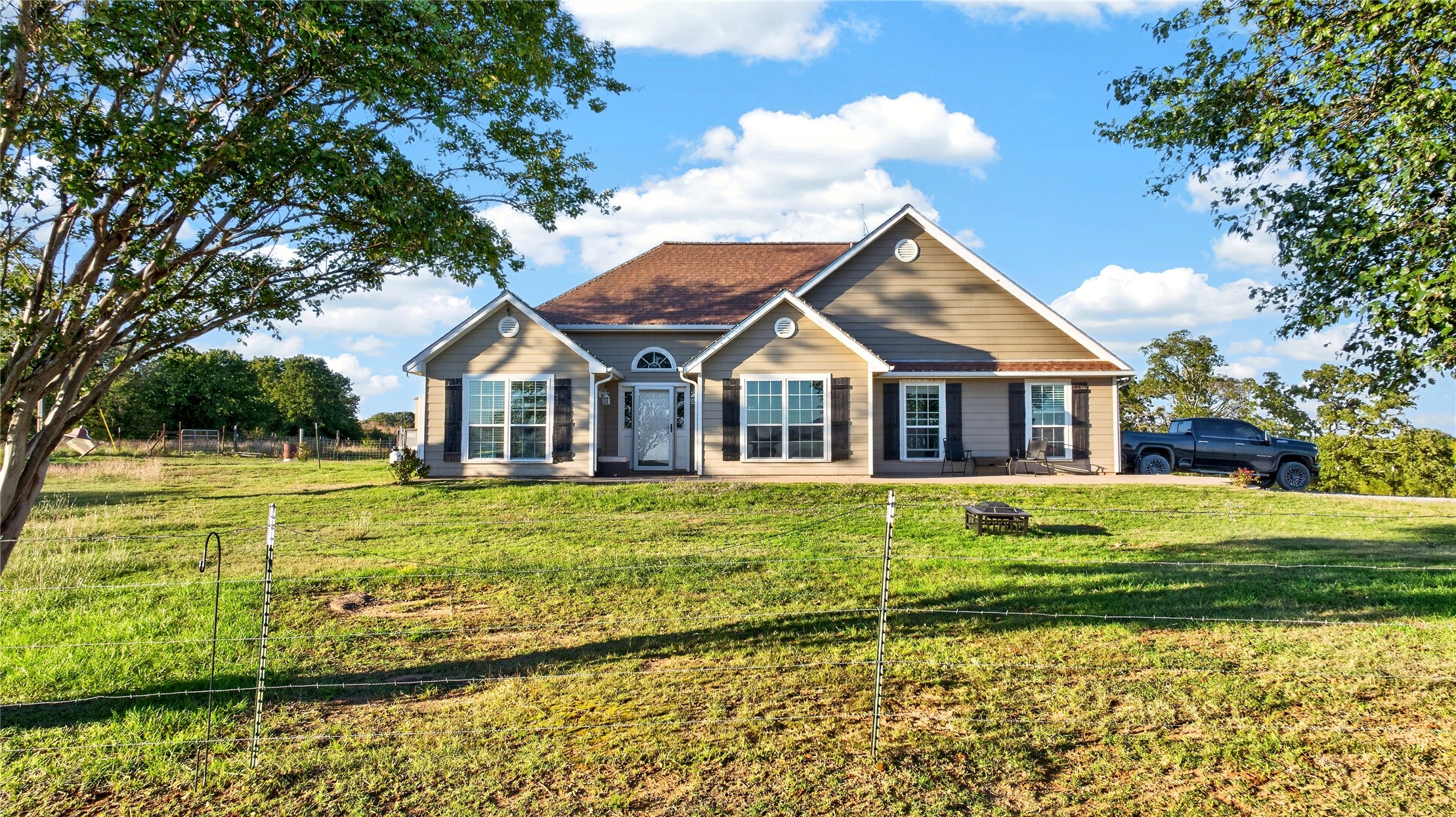 43294 Dripping Springs Maud OK 74854