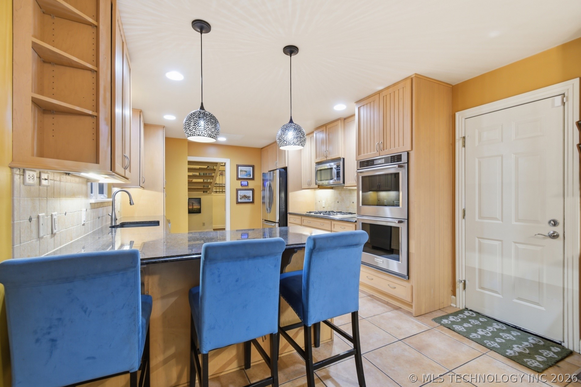 209 Walnut Circle Grove OK 74344