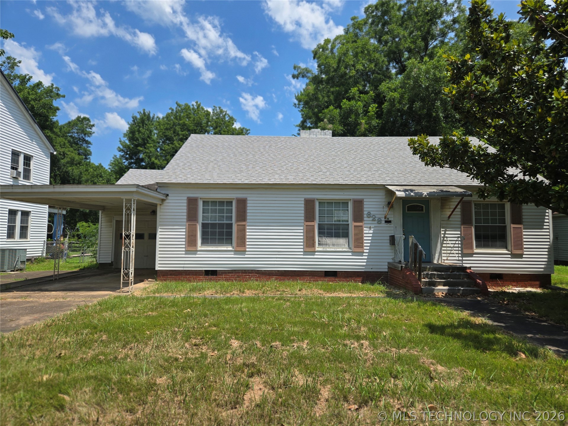 628 W Tahlequah Vinita OK 74301