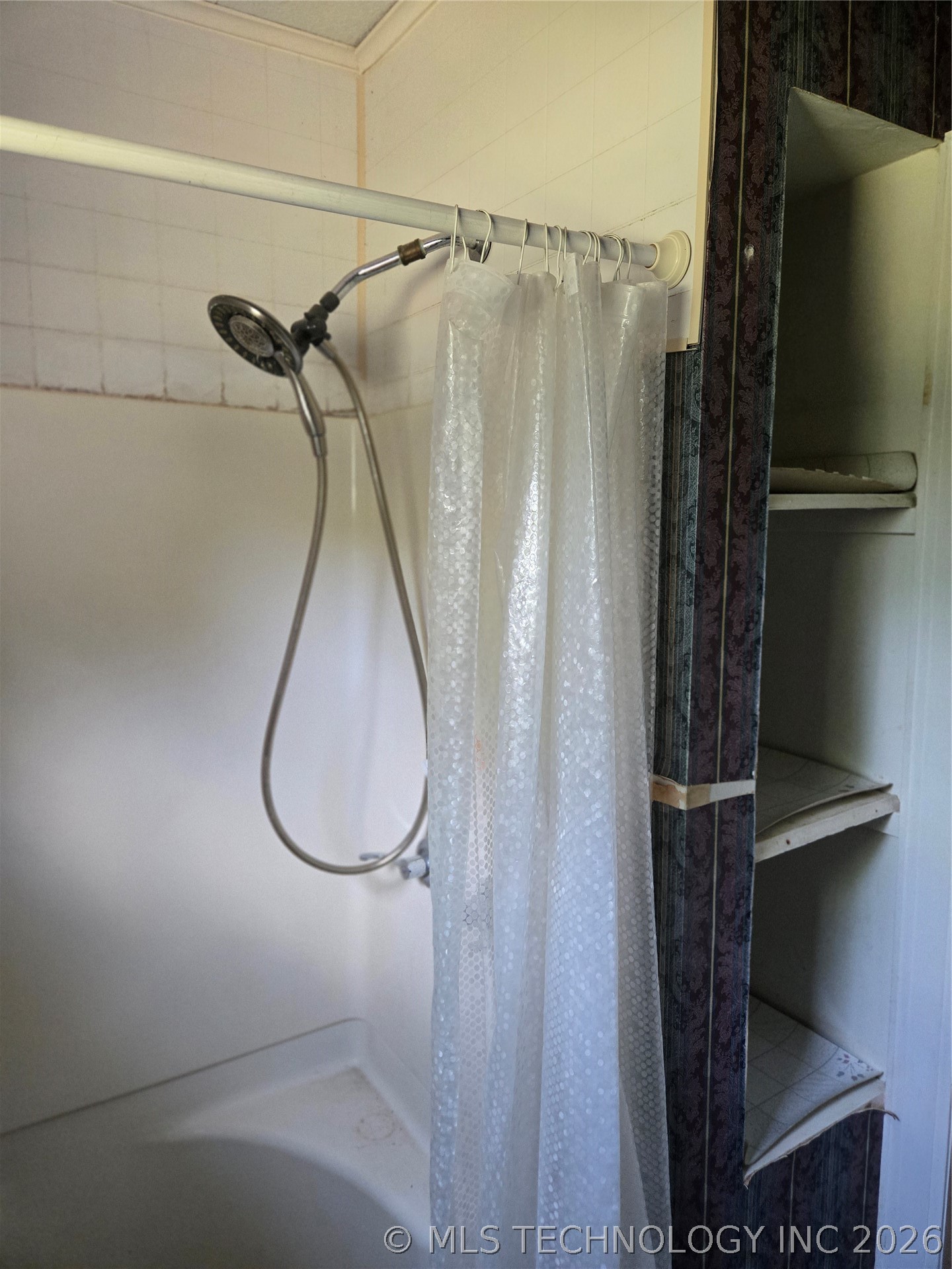 628 W Tahlequah Vinita OK 74301