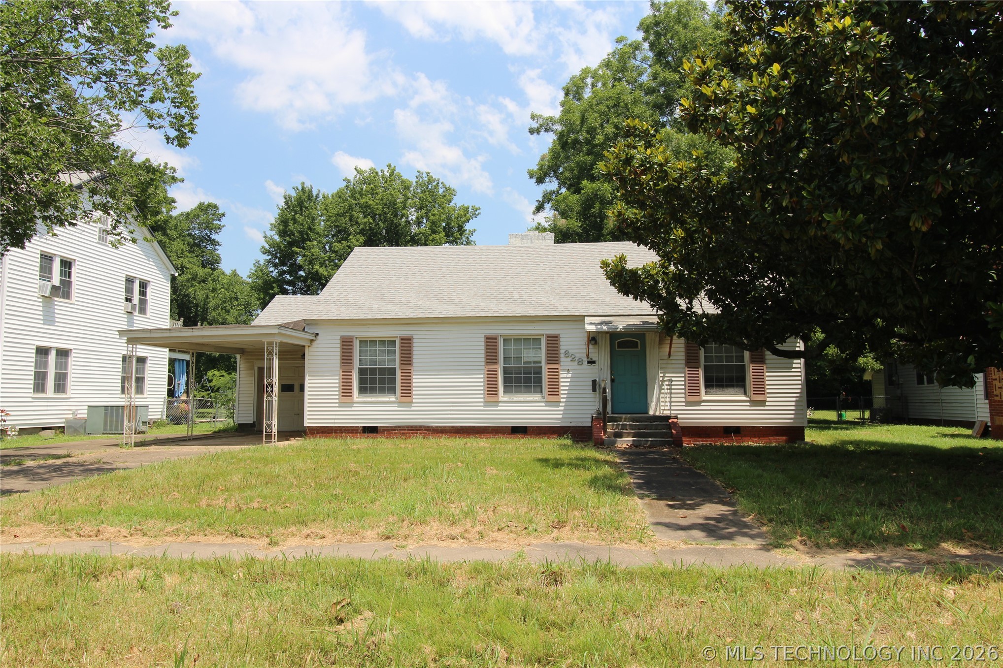 628 W Tahlequah Vinita OK 74301