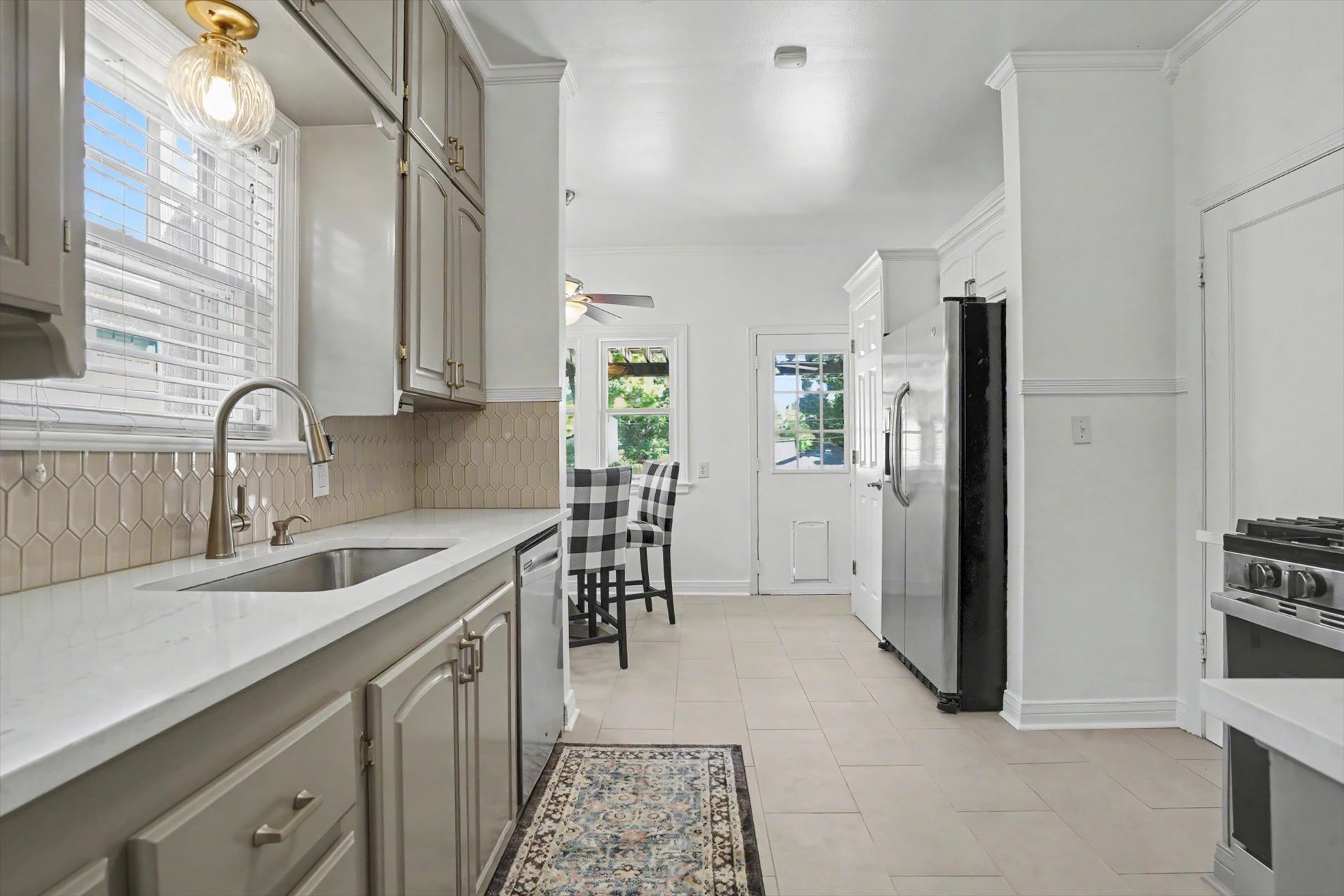 1555 S Gillette Avenue Tulsa OK 74104