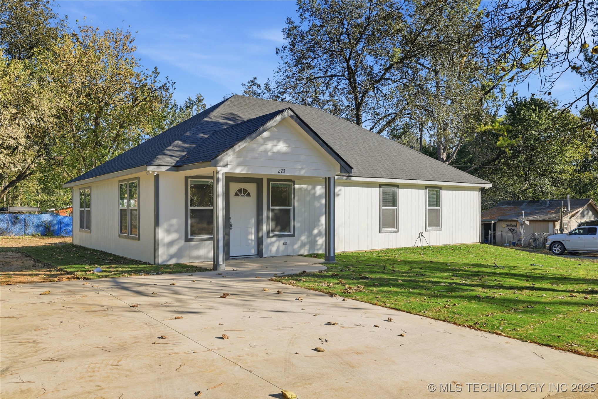 223 SE 3rd Durant OK 74701