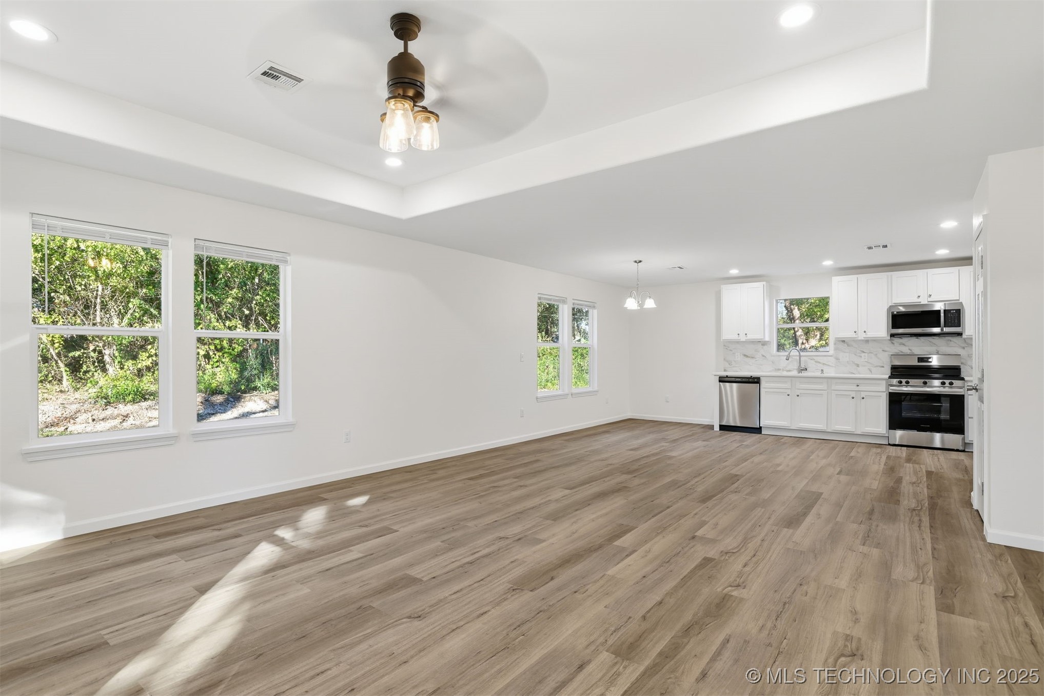 223 SE 3rd Durant OK 74701