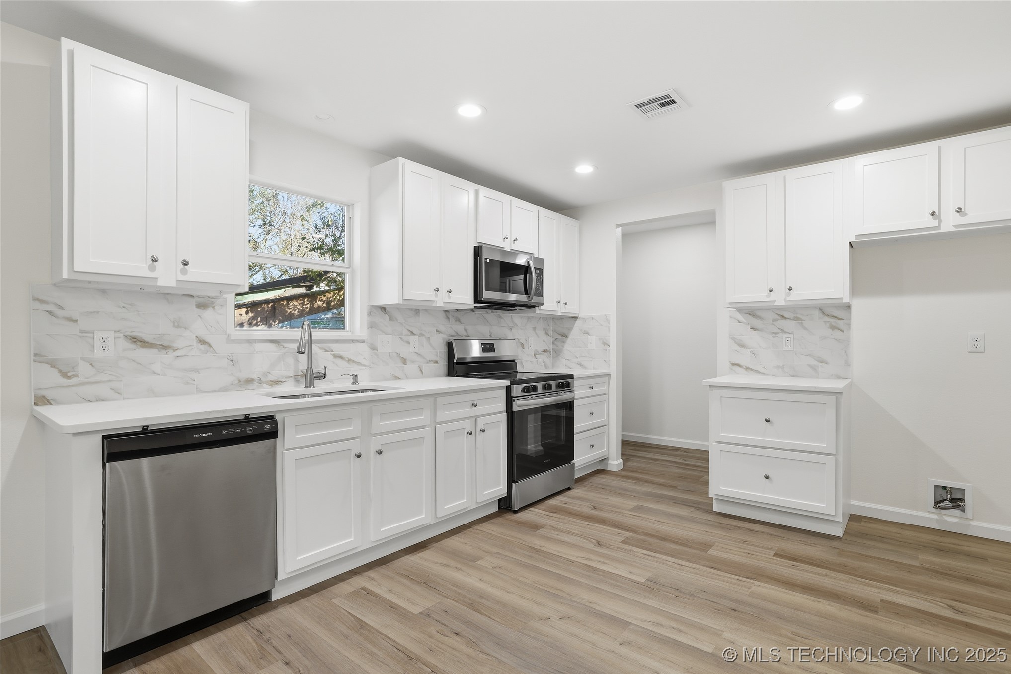 223 SE 3rd Durant OK 74701