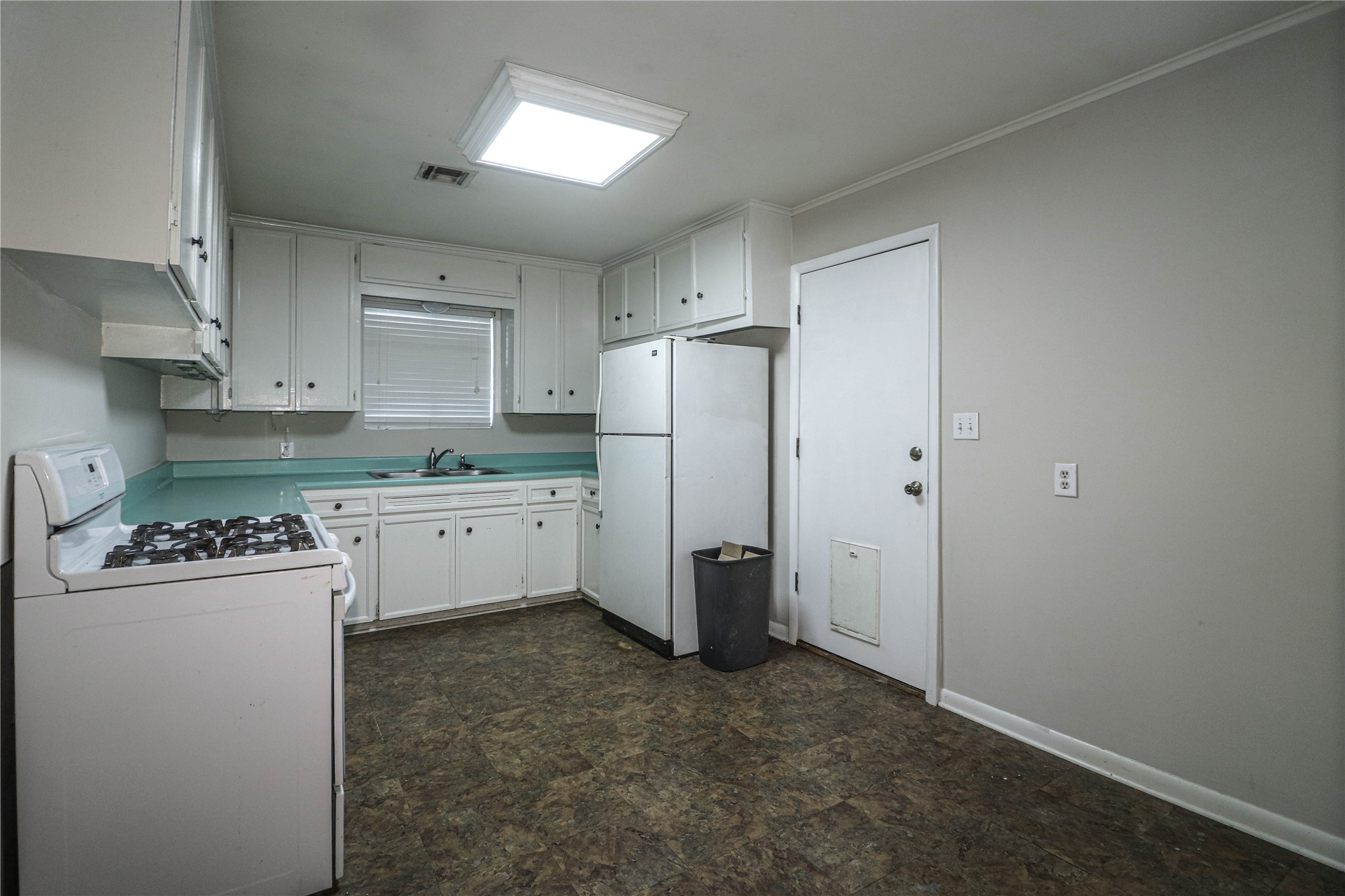 5920 E 25th Street S Tulsa OK 74114