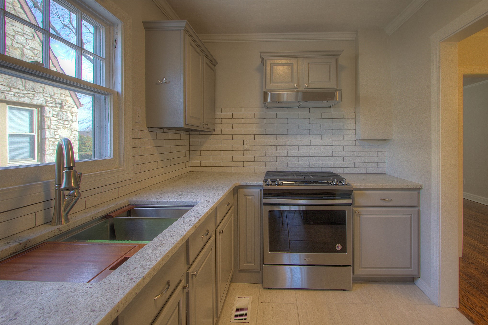 1316 S Knoxville Avenue Tulsa OK 74112