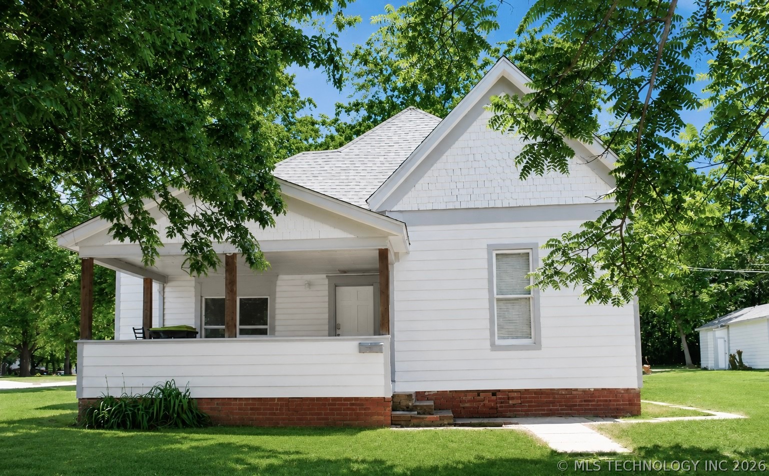 1201 E 8th Ada OK 74820