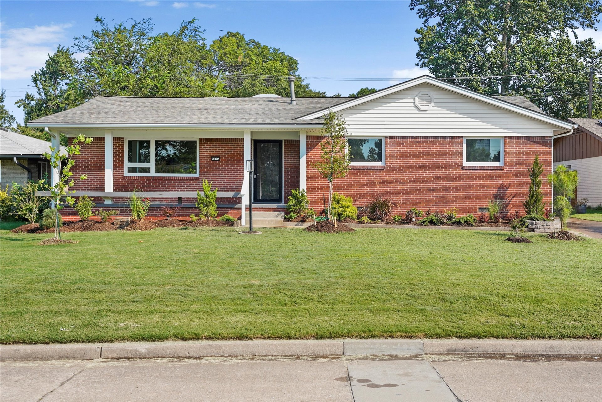 5125 E 27th Place Tulsa OK 74114