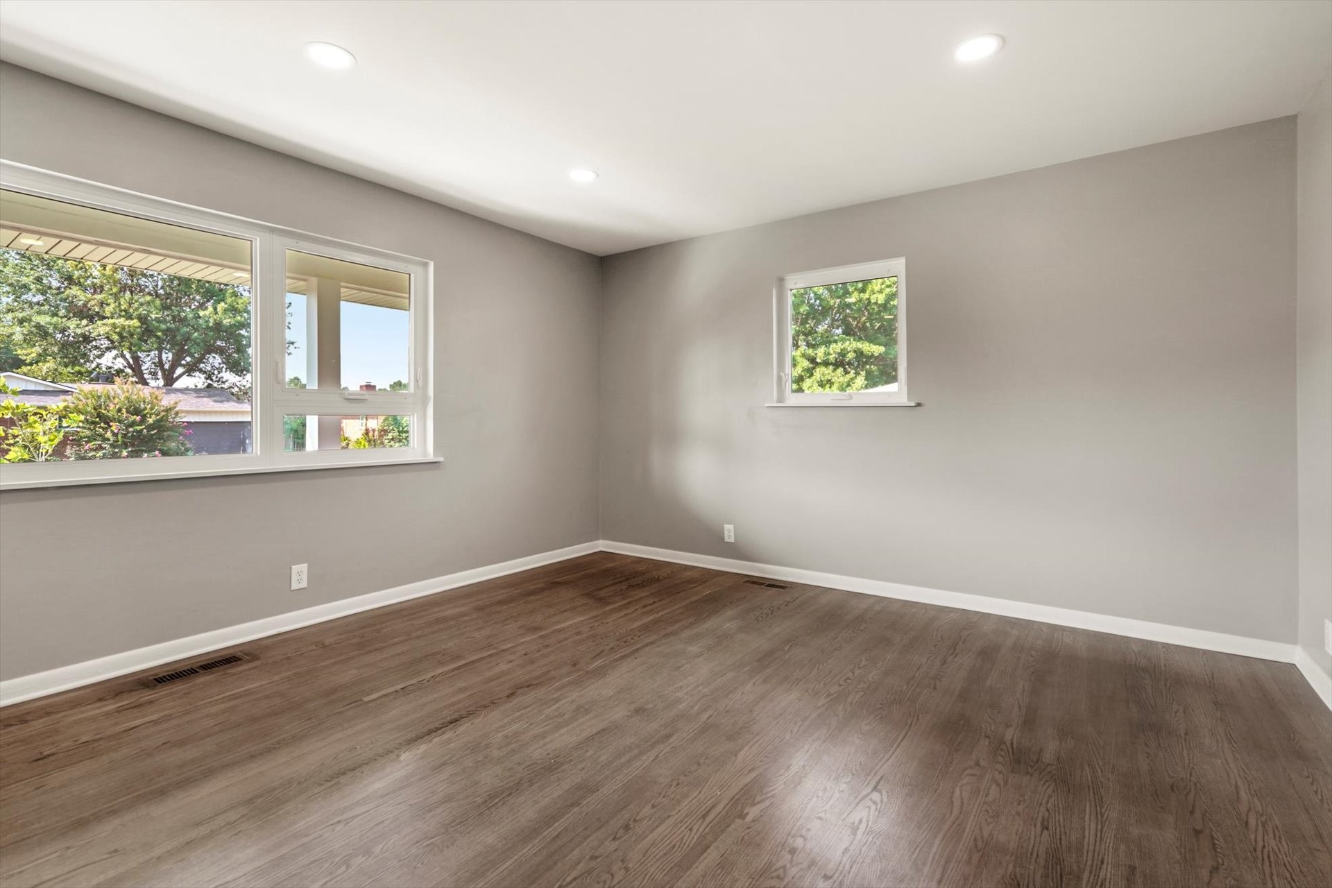 5125 E 27th Place Tulsa OK 74114