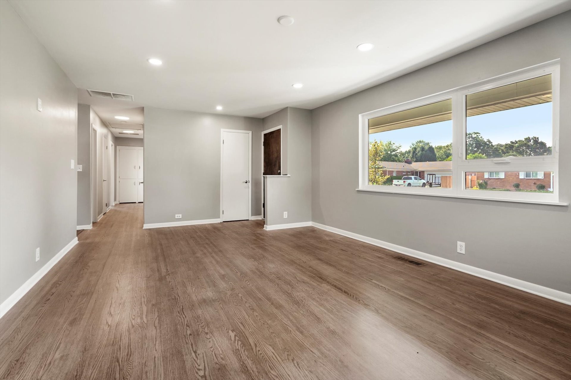 5125 E 27th Place Tulsa OK 74114