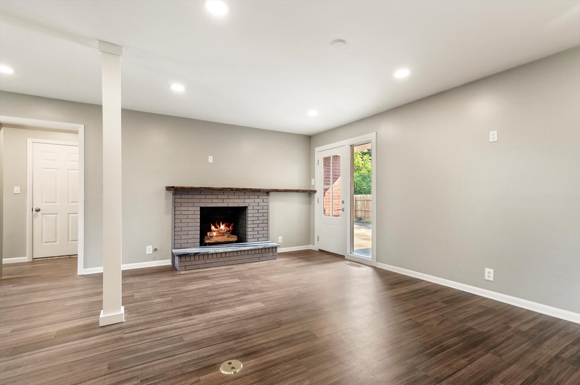 5125 E 27th Place Tulsa OK 74114