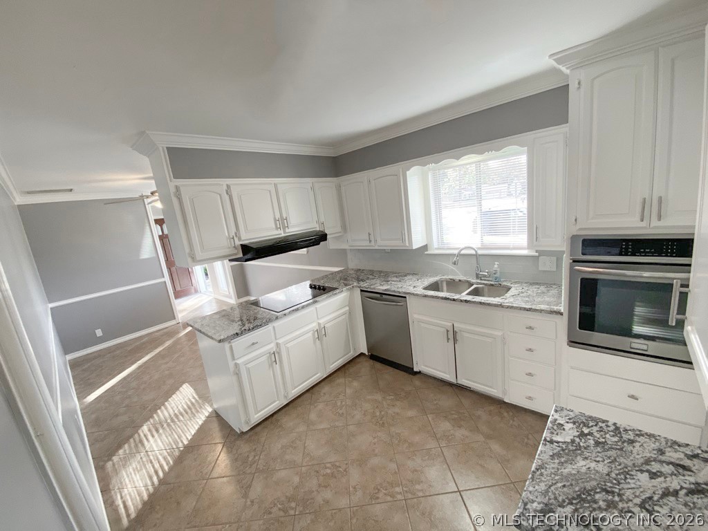 3715 E 51st Place Tulsa OK 74135