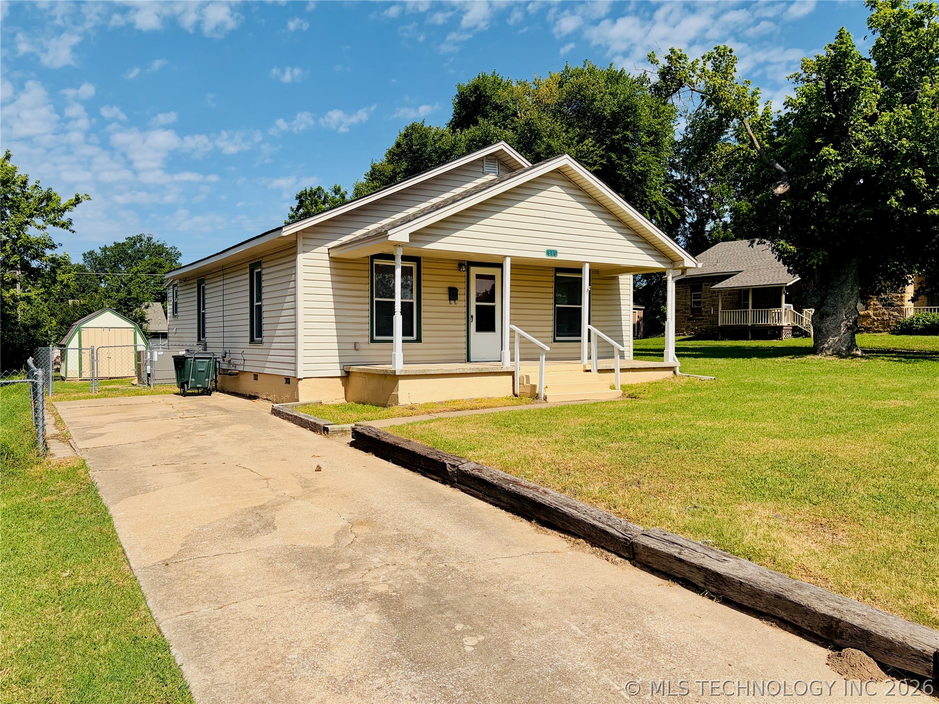 916 N Wilson Avenue Sand Springs OK 74063