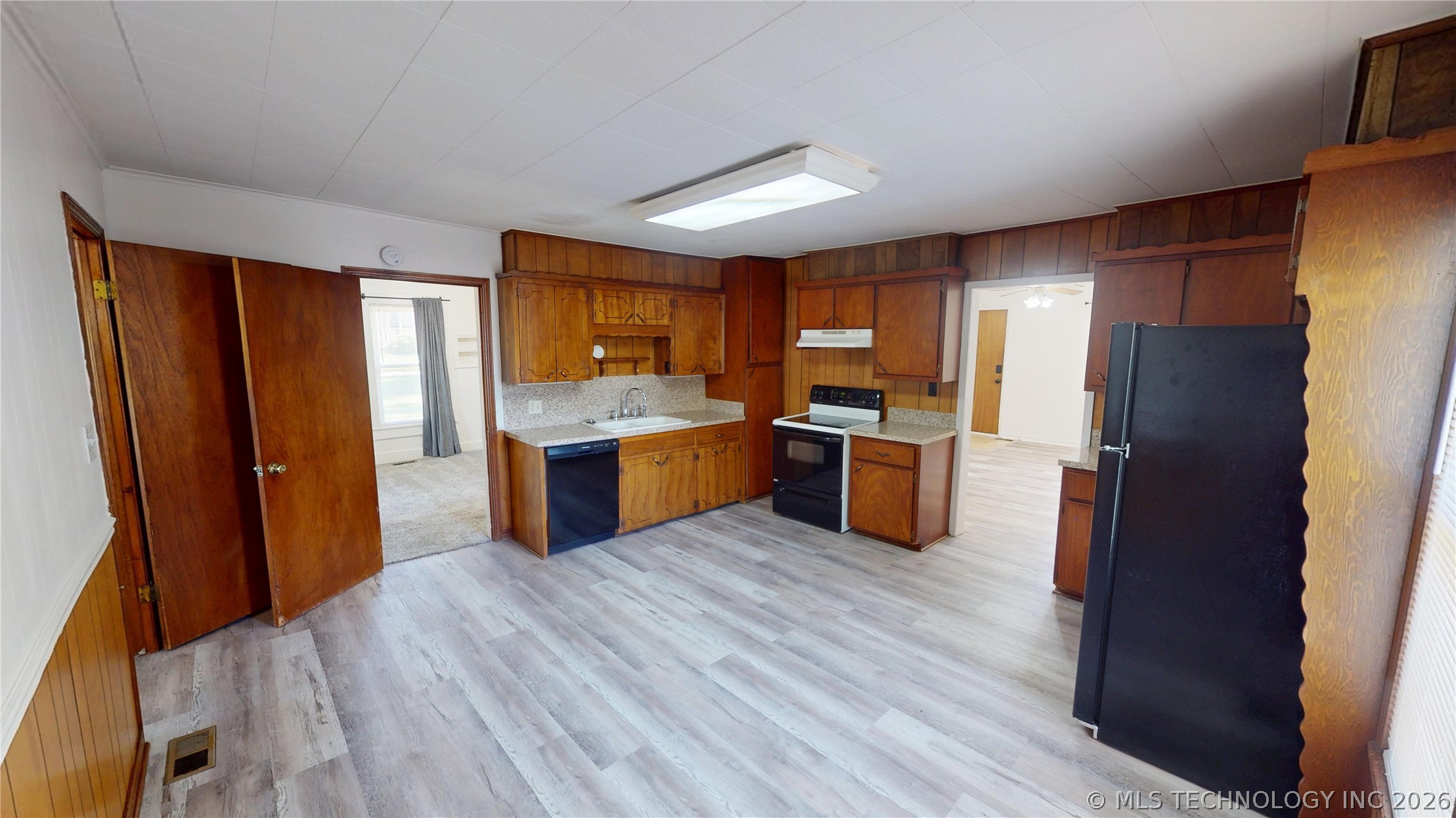 916 N Wilson Avenue Sand Springs OK 74063