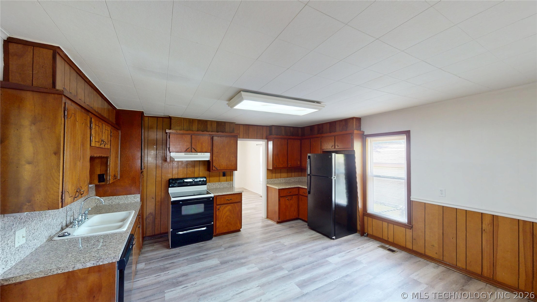 916 N Wilson Avenue Sand Springs OK 74063
