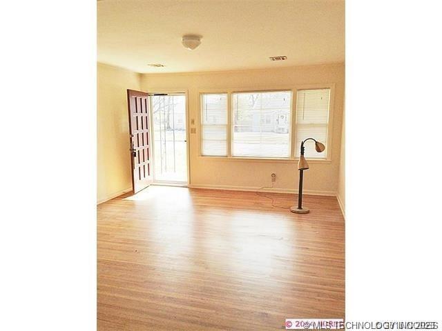 265 E 45th Court Tulsa OK 74105