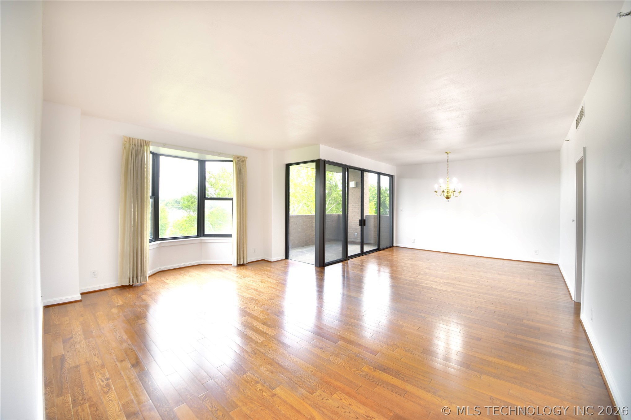 2121 S Yorktown Avenue Tulsa OK 74114