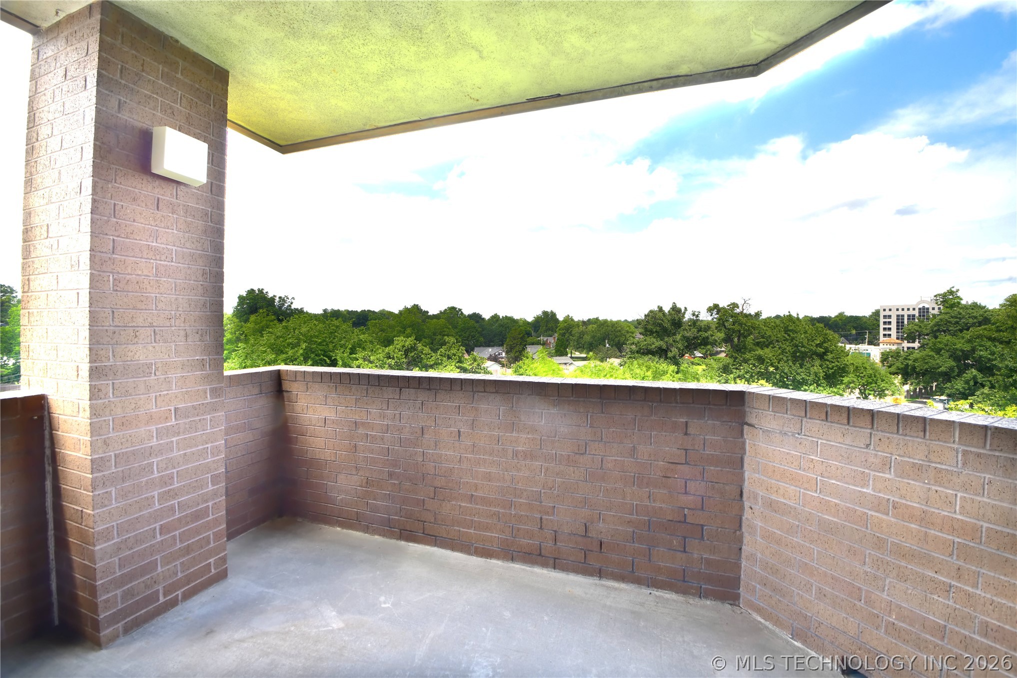 2121 S Yorktown Avenue Tulsa OK 74114
